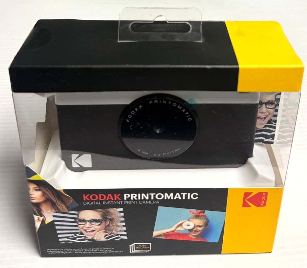 Kodak PRINTOMATIC Digital Instant Print Camera (Black) (RODOMATICBK) - Image 3