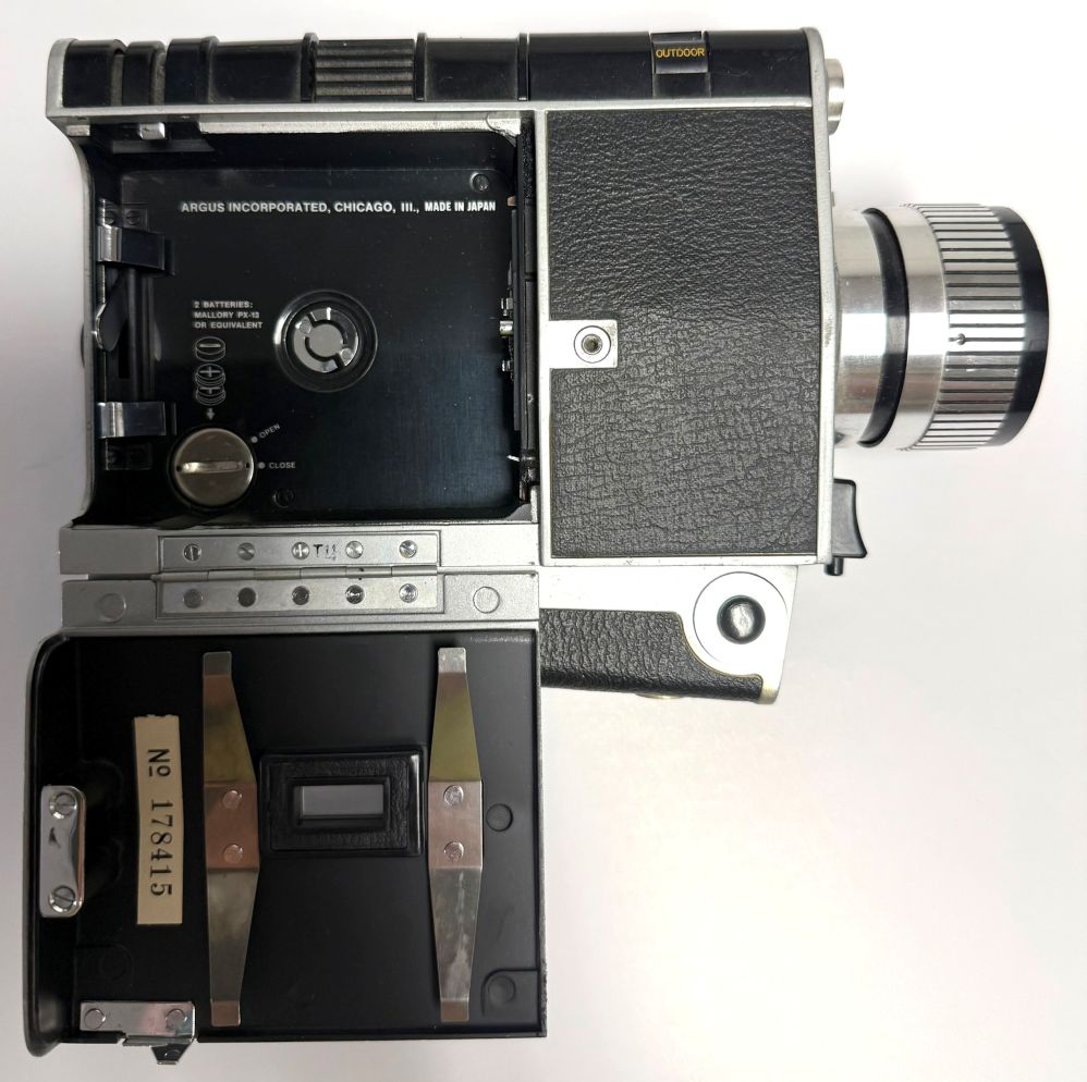 Vintage Argus Showmaster 822T Super Eight Movie Camera (USED) - Image 3