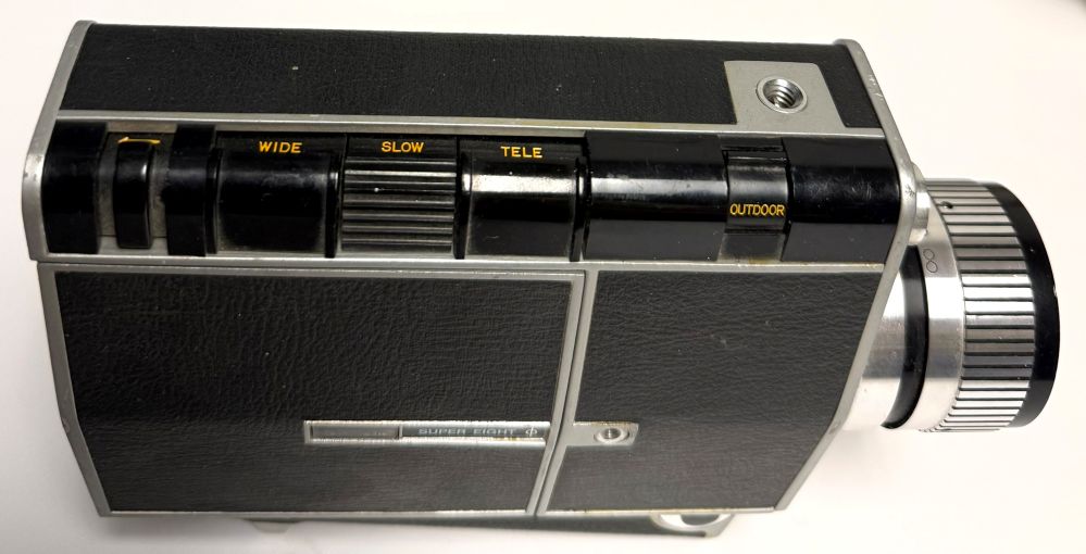 Vintage Argus Showmaster 822T Super Eight Movie Camera (USED) - Image 2